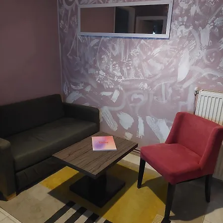 Alice Spacious Apartament *